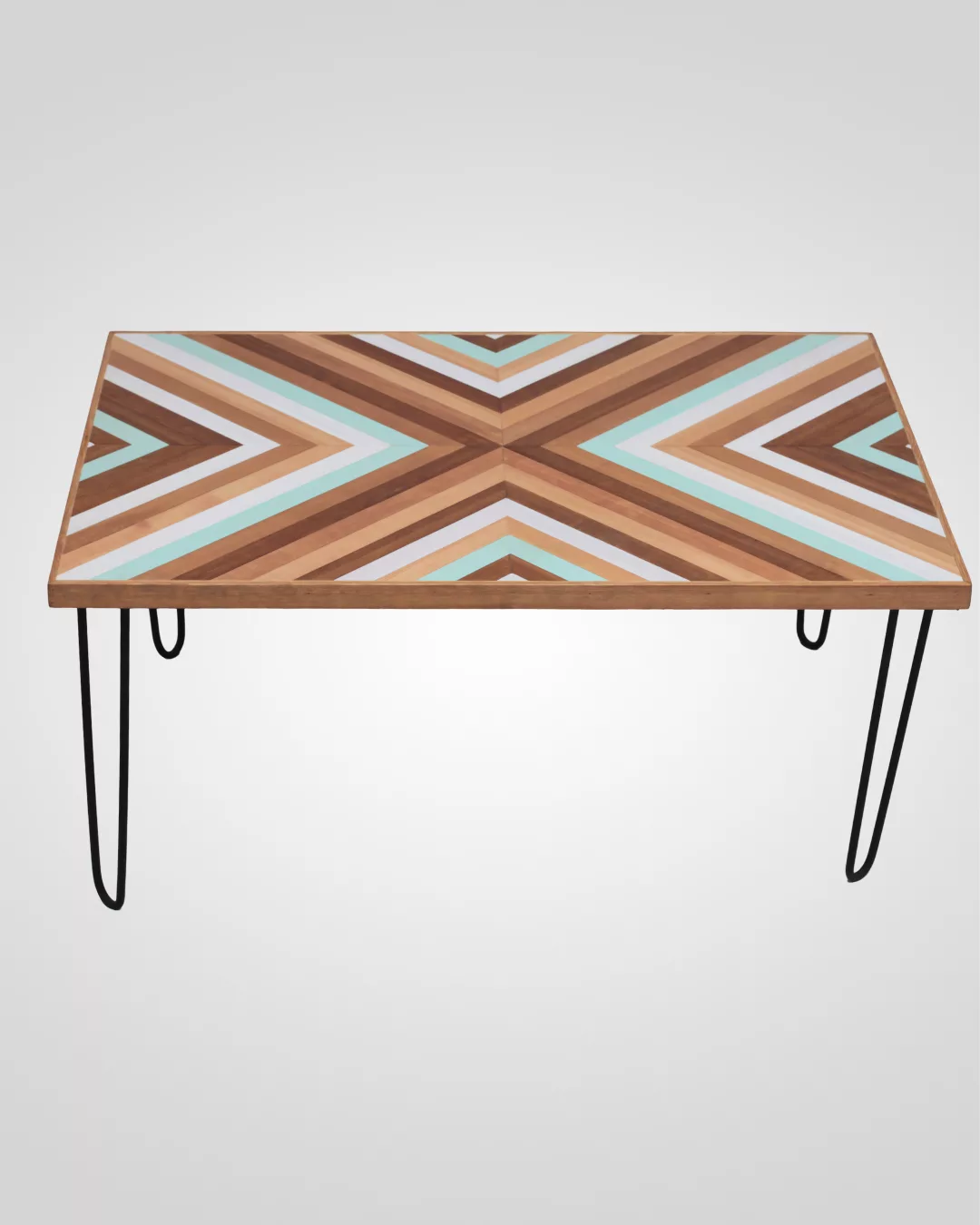 Table basse artisanale bois rouge unique