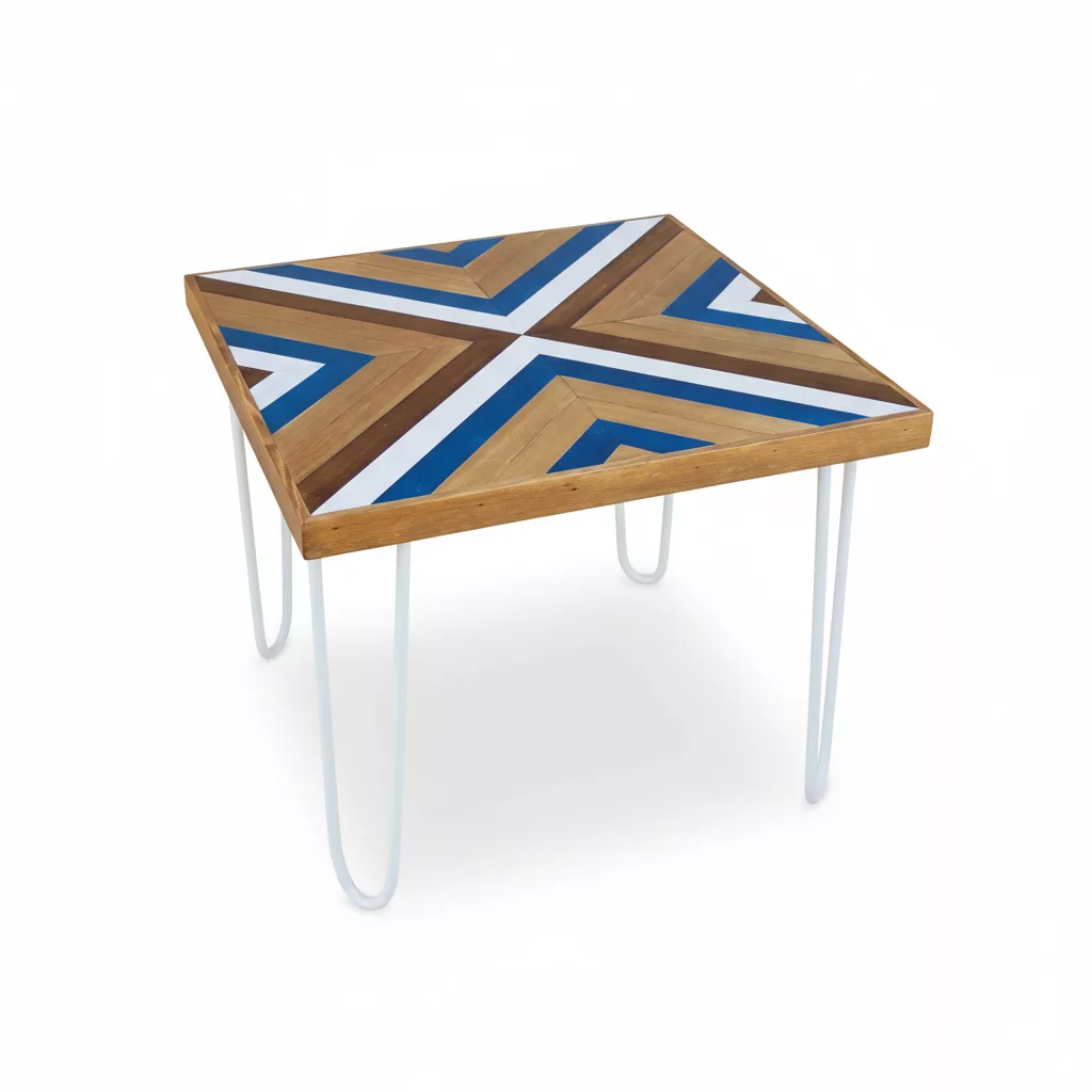 Table Basse Bois Rouge Chevrons Artisanale Unique