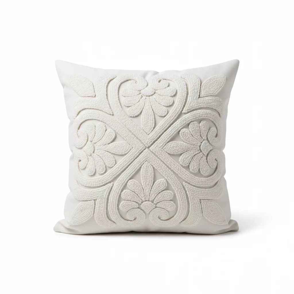 Coussin Décoratif "Volutes Baroques"