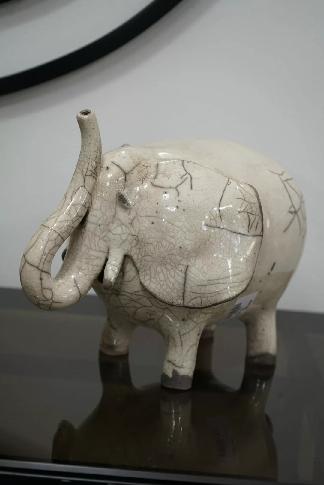 Statuette éléphant en céramique artisanale – effet craquelé – Image 5