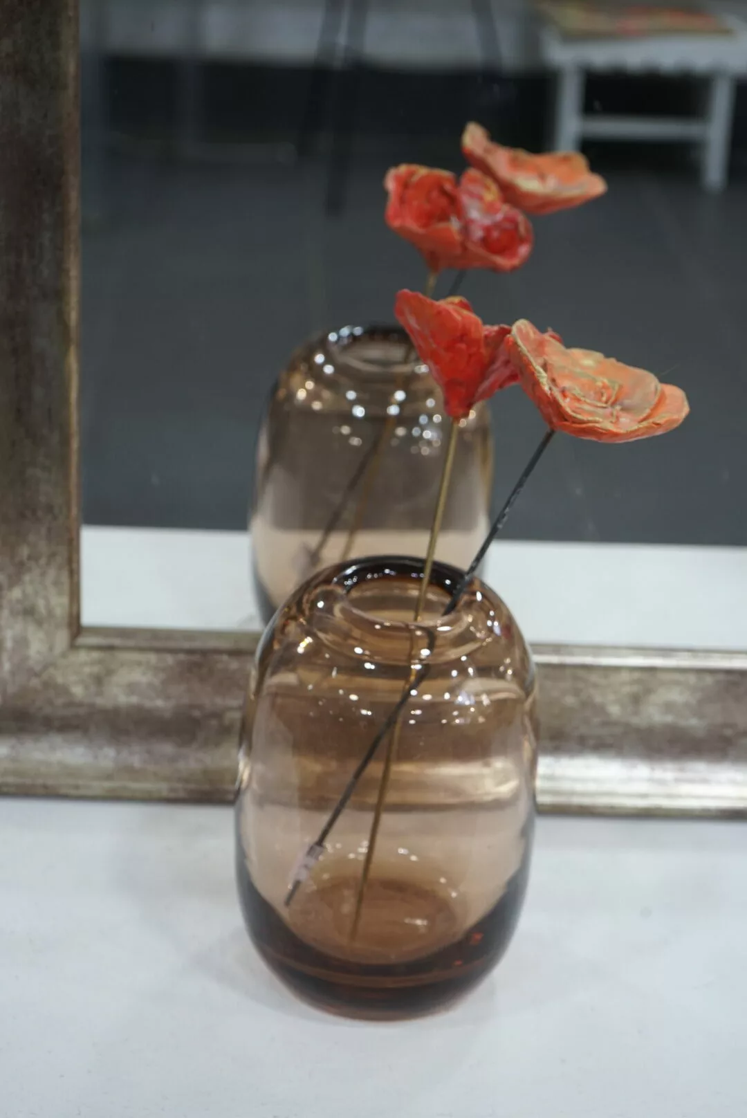 Vase en verre ambré – Image 6