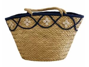 Couffin en paille tressée avec motif de coquillages