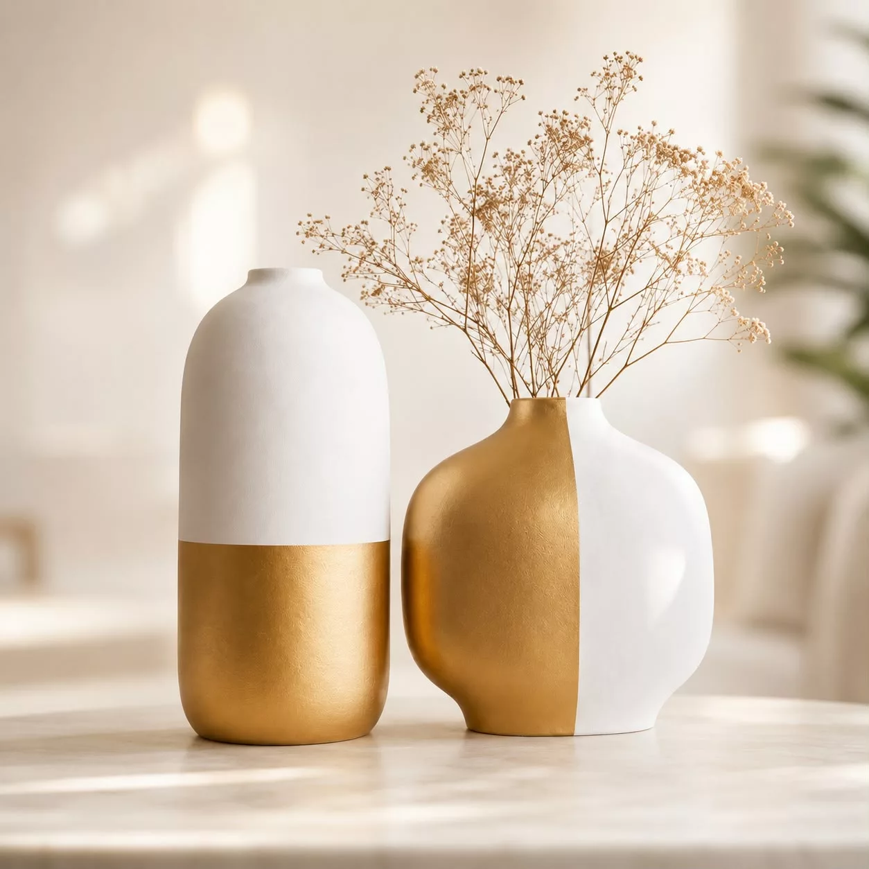 DUO DE VASE BLANC ET DORÉ 1